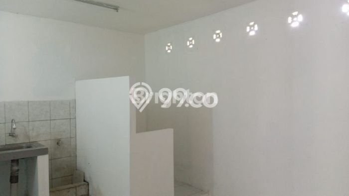 AREA PROSPEKTIF! Ruko di Godean, Luas 150m², Sentra Bisnis AREA PROSPEKTIF! Ruko di Godean, Luas 150m², Sentra Bisnis