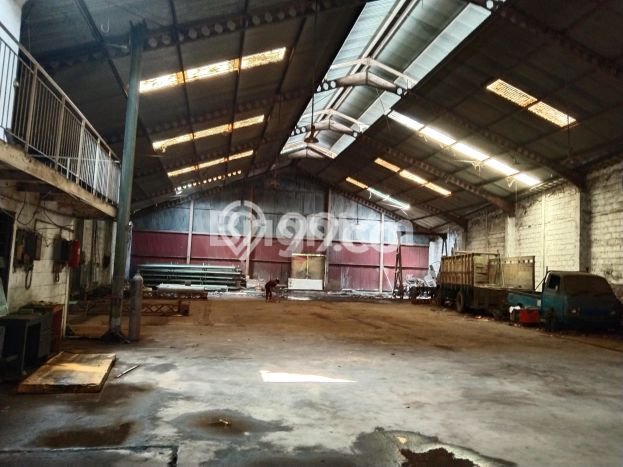 Unit Gudang Dijual di Mlati Sleman 1200m2 Unit Gudang Dijual di Mlati Sleman 1200m2
