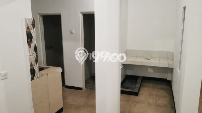 Ruko untuk disewa di Gedong Tengen punya LT 200m2 & LB 230m2 harga sewa kompetitif Ruko untuk disewa di Gedong Tengen punya LT 200m2 & LB 230m2 harga sewa kompetitif