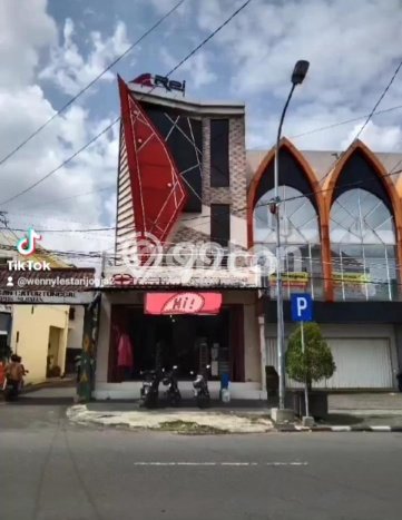 Paling Diincar! Ruko Dijual di Terban Harga Kompetitif Paling Diincar! Ruko Dijual di Terban Harga Kompetitif