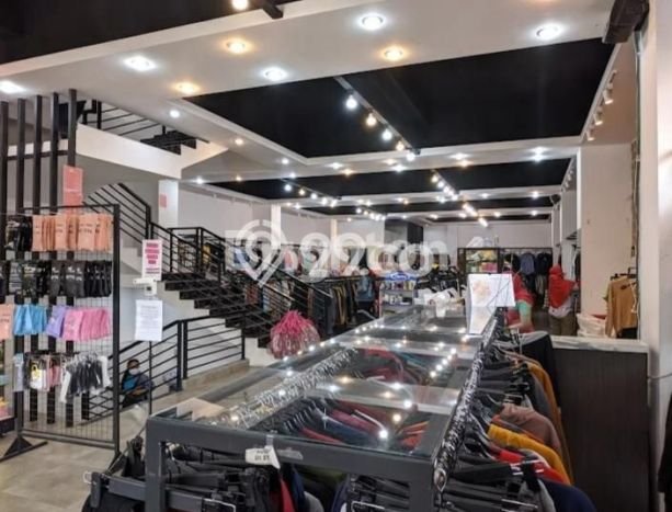 Disewakan Komersial Premium Kawasan Mergangsan, Luas 1050m², Jalan Utama Disewakan Komersial Premium Kawasan Mergangsan, Luas 1050m², Jalan Utama