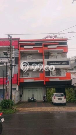 LOKASI PREMIUM! Ruko Kawasan Mlati, Luas 227m², Akses Utama LOKASI PREMIUM! Ruko Kawasan Mlati, Luas 227m², Akses Utama