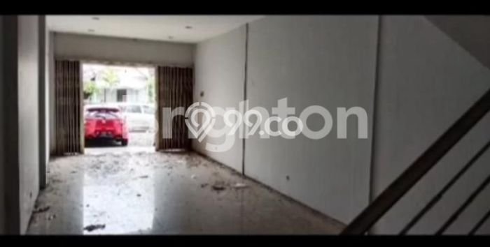 Ruko Bagus Dijual di Terban Yogyakarta Strategis Cocok untuk Kembangkan Bisnis Ruko Bagus Dijual di Terban Yogyakarta Strategis Cocok untuk Kembangkan Bisnis