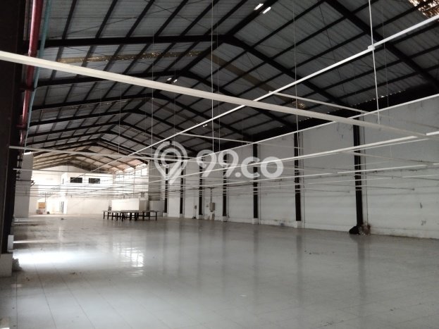 Gudang disewakan lokasi strategis Umbulharjo Yogyakarta 2600m2 Gudang disewakan lokasi strategis Umbulharjo Yogyakarta 2600m2