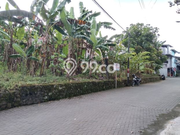 Tanah Dijual Lokasi Strategis di Sleman dengan Luas 520m2 Tanah Dijual Lokasi Strategis di Sleman dengan Luas 520m2