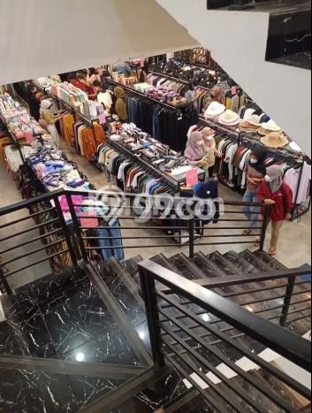 Disewakan Komersial Premium Kawasan Mergangsan, Luas 1050m², Jalan Utama Disewakan Komersial Premium Kawasan Mergangsan, Luas 1050m², Jalan Utama