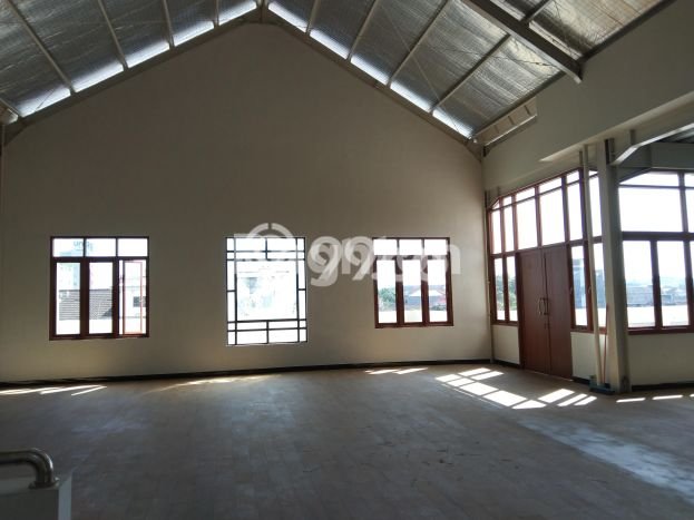 Gudang Premium Kawasan Jetis, Luas 1200m², Area Niaga Gudang Premium Kawasan Jetis, Luas 1200m², Area Niaga