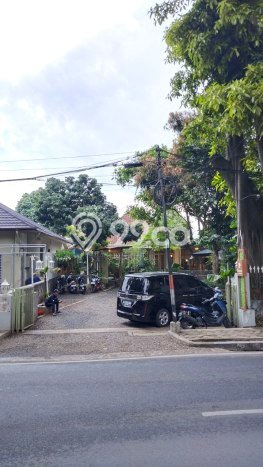Rumah Terawat di , Bandung, LT 520m2m² Bangunan 220m2m² HARGA MENARIK! Rumah Terawat di , Bandung, LT 520m2m² Bangunan 220m2m² HARGA MENARIK!