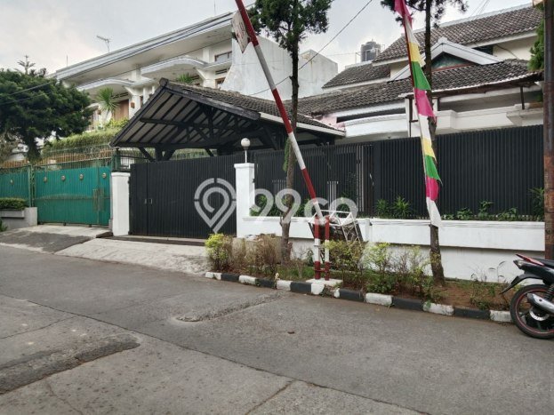 Hunian Elit LB 200m2 Siap Pakai Desain Elegan di Pasteur, Bandung Hunian Elit LB 200m2 Siap Pakai Desain Elegan di Pasteur, Bandung