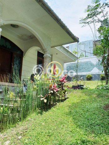 Rumah 5 KT 4 KM View Laut di , Bandung Rumah 5 KT 4 KM View Laut di , Bandung