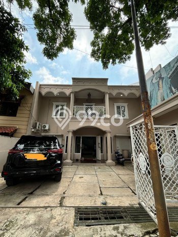 Rumah Modern 4 KT di Buah Batu Bandung Semi Furnished Rumah Modern 4 KT di Buah Batu Bandung Semi Furnished