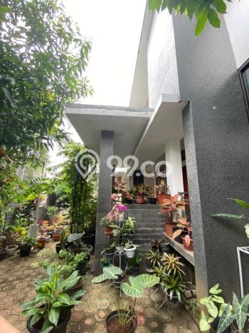 Rumah Elit Modern Tanpa Renovasi di Turangga Bandung Rumah Elit Modern Tanpa Renovasi di Turangga Bandung