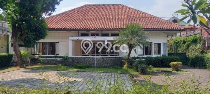 Hunian Mewah LB 350m2 Siap Huni Desain Elegan di Riau, Bandung Hunian Mewah LB 350m2 Siap Huni Desain Elegan di Riau, Bandung