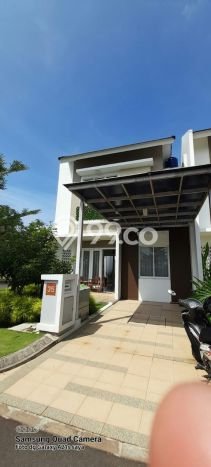 Rumah Impian dengan 2 Kamar Tidur di Lingkungan Asri Summarecon Bandung, Bandung Rumah Impian dengan 2 Kamar Tidur di Lingkungan Asri Summarecon Bandung, Bandung