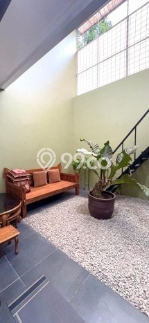 Rumah LT 180m2m² / LB 280m2m² One Gate System di Batununggal, Bandung Rumah LT 180m2m² / LB 280m2m² One Gate System di Batununggal, Bandung