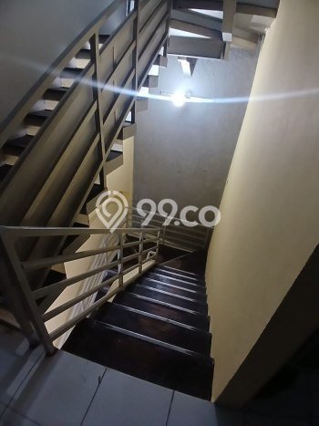 Ruko Dijual di Bandung LT 240m2 & LB 189m2 Lokasi Terbaik! Ruko Dijual di Bandung LT 240m2 & LB 189m2 Lokasi Terbaik!