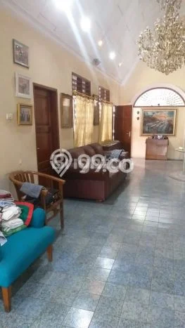 Disewakan! Rumah 8 Kamar Tidur &
4 Kamar Mandi di Tomang, Jakarta Barat Disewakan! Rumah 8 Kamar Tidur &
4 Kamar Mandi di Tomang, Jakarta Barat