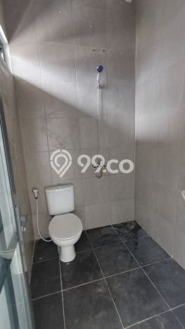 Dijual Rumah Eksklusif 3 KT di Meruya, Jakarta Barat Dijual Rumah Eksklusif 3 KT di Meruya, Jakarta Barat