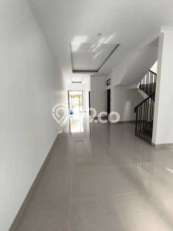Rumah Modern 3 KT di Meruya Jakarta Barat Unfurnished Rumah Modern 3 KT di Meruya Jakarta Barat Unfurnished