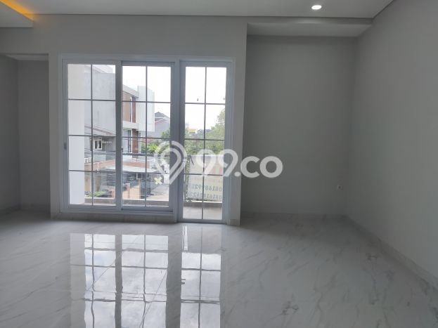 Rumah Luxury Modern Tanpa Renovasi di Sunrise Garden Jakarta Barat Rumah Luxury Modern Tanpa Renovasi di Sunrise Garden Jakarta Barat