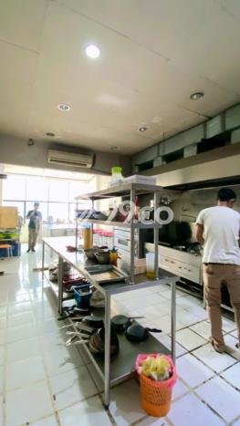 Dijual! Ruko di Tanjung Duren Jakarta Barat LT 100m2 / LB 240m2 Kawasan Strategis Dijual! Ruko di Tanjung Duren Jakarta Barat LT 100m2 / LB 240m2 Kawasan Strategis