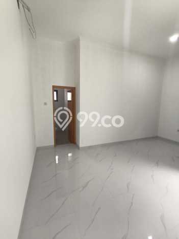 Rumah Luas Asri 3 KT Siap Huni di Green Lake City Jakarta Barat Rumah Luas Asri 3 KT Siap Huni di Green Lake City Jakarta Barat