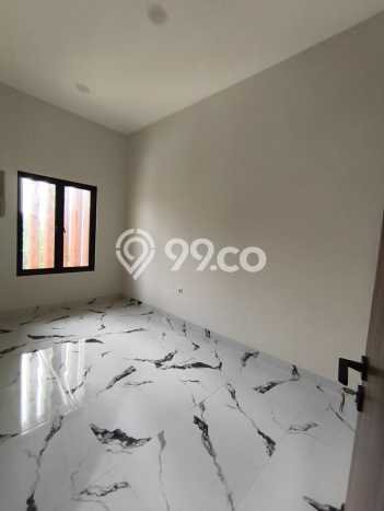 Rumah Elit LB 180m2 Siap Pakai Desain Elegan di Meruya, Jakarta Barat Rumah Elit LB 180m2 Siap Pakai Desain Elegan di Meruya, Jakarta Barat