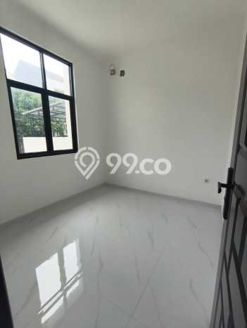 Rumah Luas Asri 3 KT Siap Huni di Green Lake City Jakarta Barat Rumah Luas Asri 3 KT Siap Huni di Green Lake City Jakarta Barat