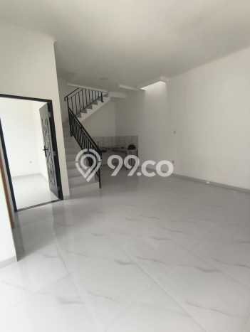 Rumah Luas Asri 3 KT Siap Huni di Green Lake City Jakarta Barat Rumah Luas Asri 3 KT Siap Huni di Green Lake City Jakarta Barat