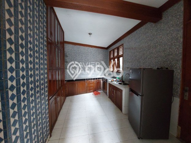 Lokasi strategis! Rumah siap huni disewakan di Lowokwaru LB 280m2 Lokasi strategis! Rumah siap huni disewakan di Lowokwaru LB 280m2