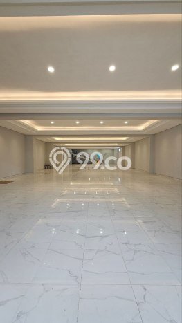 Komersial Dijual di Blimbing LT 675m2, LB 1050m2 Solusi Investasi Cerdas Komersial Dijual di Blimbing LT 675m2, LB 1050m2 Solusi Investasi Cerdas
