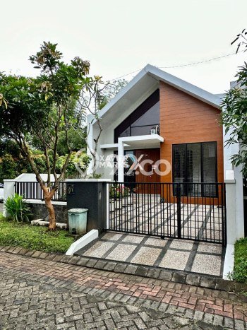 Jarang Ada! Rumah Sewa 2 Kamar Bagus Siap Huni Tidar Jarang Ada! Rumah Sewa 2 Kamar Bagus Siap Huni Tidar