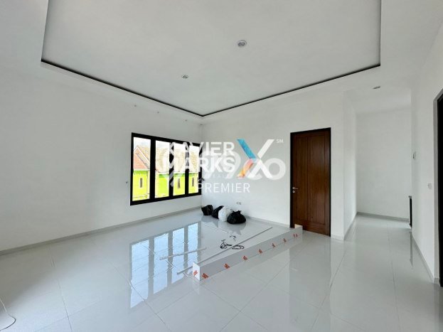 Rumah Modern Minimalis 4 KT Bisa Langsung Pindah di Dau Rumah Modern Minimalis 4 KT Bisa Langsung Pindah di Dau
