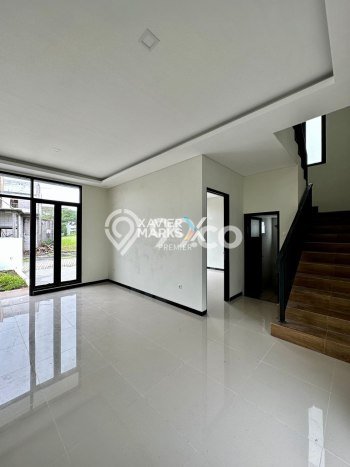 Jual Rumah Strategis Bagus Punya 3 KT di Karangploso Malang SHM Jual Rumah Strategis Bagus Punya 3 KT di Karangploso Malang SHM