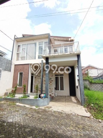 Dijual Vila Kawasan Junrejo, Luas 77m2m², Area tenang untuk keluarga Dijual Vila Kawasan Junrejo, Luas 77m2m², Area tenang untuk keluarga