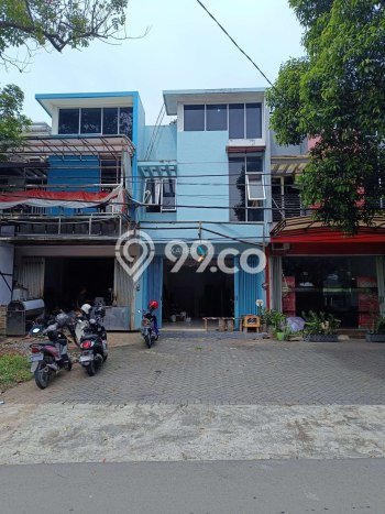 Dijual Ruko di Klojen Malang LT 114m2 / LB 300m2 Dijual Ruko di Klojen Malang LT 114m2 / LB 300m2