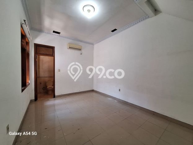 Rumah Asri area Rawamangun, 4 KM, Bebas Banjir Rumah Asri area Rawamangun, 4 KM, Bebas Banjir