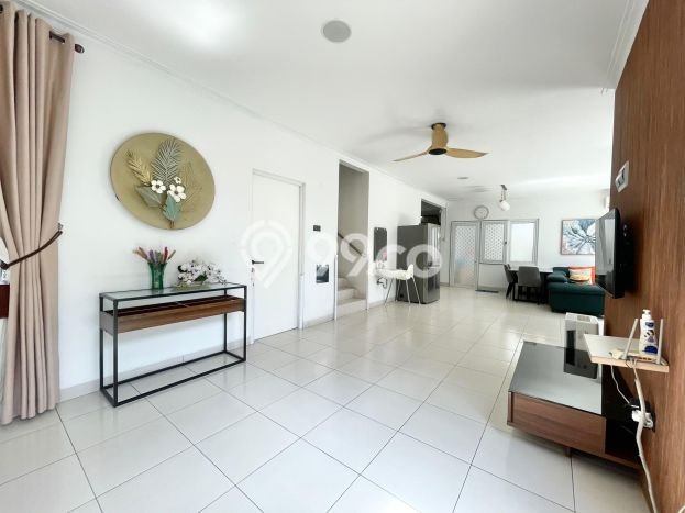 Rumah Elit Modern Siap Huni di Kota Wisata Bogor Rumah Elit Modern Siap Huni di Kota Wisata Bogor