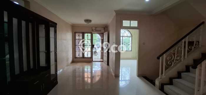 Rumah Minimalis 4 KT di Kota Wisata Bogor Semi Furnished Rumah Minimalis 4 KT di Kota Wisata Bogor Semi Furnished
