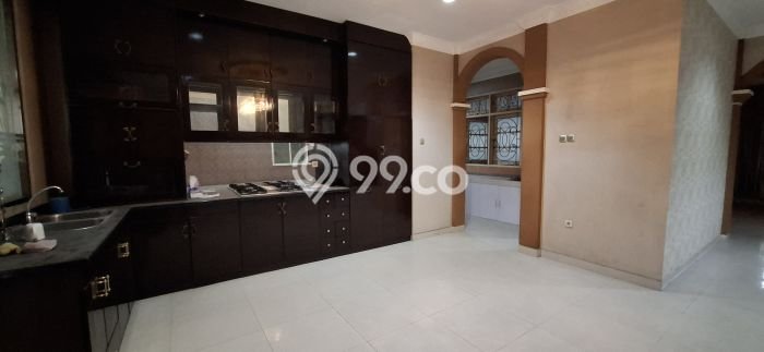 Rumah Elit Modern Tanpa Renovasi di Kota Wisata Bogor Rumah Elit Modern Tanpa Renovasi di Kota Wisata Bogor