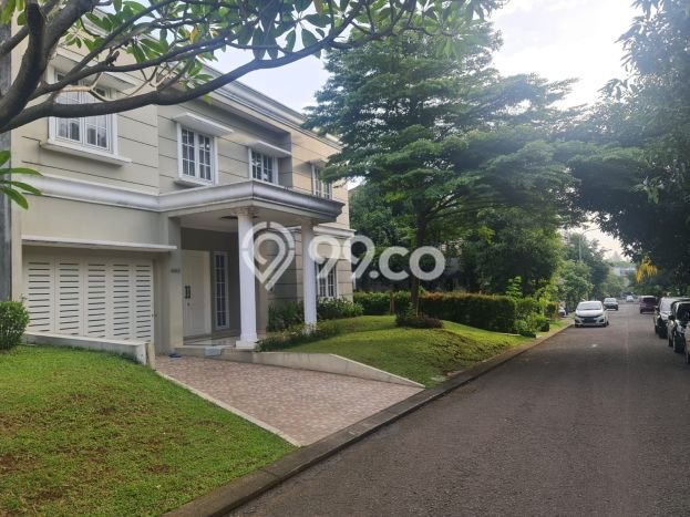 Rumah Mewah LB 250m2 Siap Pakai Desain Elegan di Legenda Wisata, Jakarta Timur Rumah Mewah LB 250m2 Siap Pakai Desain Elegan di Legenda Wisata, Jakarta Timur