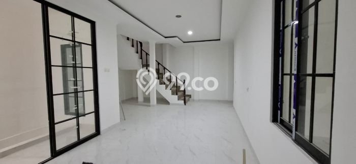 Rumah Luas Asri 5 KT Siap Huni di Legenda Wisata Bogor Rumah Luas Asri 5 KT Siap Huni di Legenda Wisata Bogor