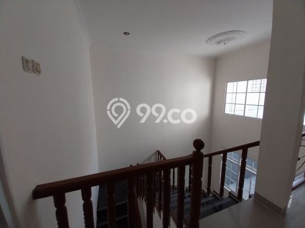 Rumah Luxury Modern Tanpa Renovasi di Kota Wisata Bogor Rumah Luxury Modern Tanpa Renovasi di Kota Wisata Bogor