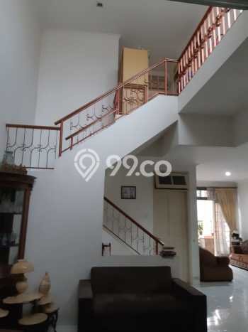 Ready to Use! Luxury House LT 200m2 Desain Modern di Kota Wisata Ready to Use! Luxury House LT 200m2 Desain Modern di Kota Wisata