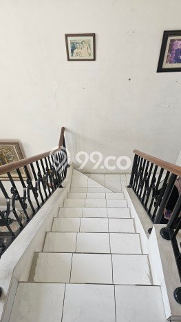 Rumah Elit LB 300m2 Siap Huni Desain Elegan di Kota Wisata, Bogor Rumah Elit LB 300m2 Siap Huni Desain Elegan di Kota Wisata, Bogor