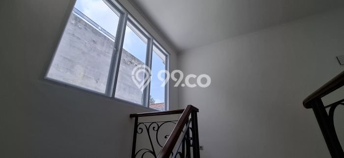 Dijual Hunian Rumah Terawat 3 KT di Kota Wisata, Bogor Dijual Hunian Rumah Terawat 3 KT di Kota Wisata, Bogor