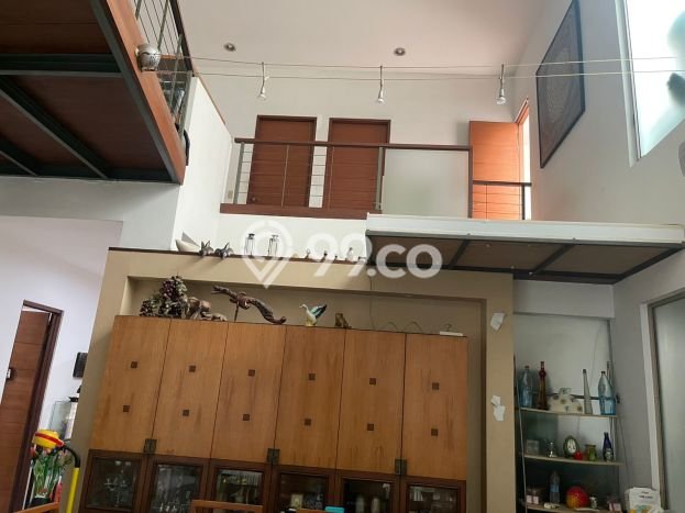 Hunian Elit LB 350m2 Siap Huni Desain Elegan di Raffles Hills, Jakarta Timur Hunian Elit LB 350m2 Siap Huni Desain Elegan di Raffles Hills, Jakarta Timur