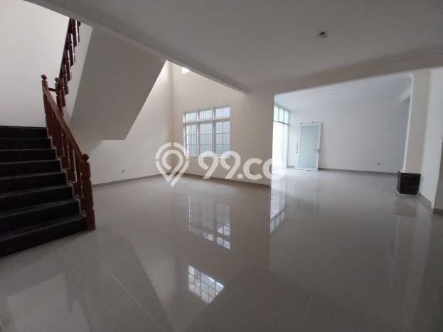 Rumah Luxury Modern Tanpa Renovasi di Kota Wisata Bogor Rumah Luxury Modern Tanpa Renovasi di Kota Wisata Bogor