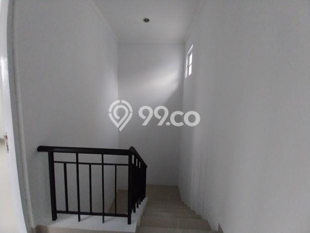 Dijual Hunian Rumah Terawat 3 Kamar di Kota Wisata, Jakarta Timur Dijual Hunian Rumah Terawat 3 Kamar di Kota Wisata, Jakarta Timur