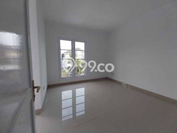 Dijual Hunian Rumah Terawat 3 Kamar di Kota Wisata, Jakarta Timur Dijual Hunian Rumah Terawat 3 Kamar di Kota Wisata, Jakarta Timur